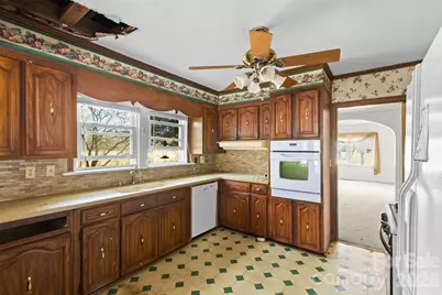 2389 Bethune Road, Bethune, SC 29009 - Photo 14