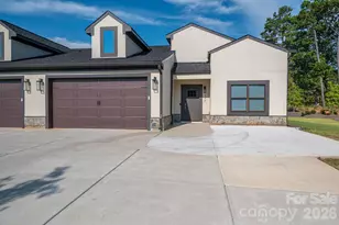 140 Shields Dr, Lincolnton, NC 28092 - Photo 2