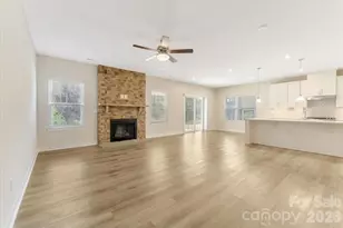 202 Tetcott St, Mooresville, NC 28115 - Photo 6