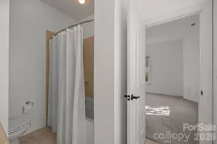 2060 Euclid Ave, Charlotte, NC 28203 - Photo 8