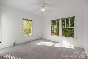 2060 Euclid Ave, Charlotte, NC 28203 - Photo 22