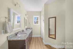 457 Riverwind Dr, Hendersonville, NC 28739 - Photo 16