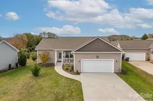 457 Riverwind Dr, Hendersonville, NC 28739 - Photo 28