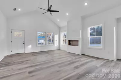 54 3rd Avenue, Greenville, SC 29611 - Photo 4