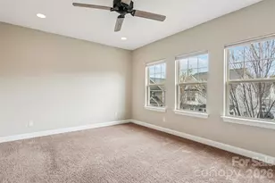 6309 Kennard Dr, Charlotte, NC 28216 - Photo 14