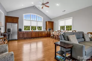 128 Shoeing Box Way, Hendersonville, NC 28792 - Photo 42