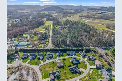 128 Shoeing Box Way, Hendersonville, NC 28792 - Photo 38