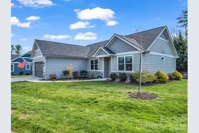 128 Shoeing Box Way, Hendersonville, NC 28792 - Photo 2