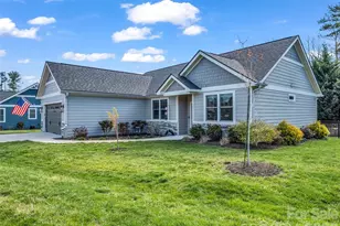 128 Shoeing Box Way, Hendersonville, NC 28792 - Photo 2