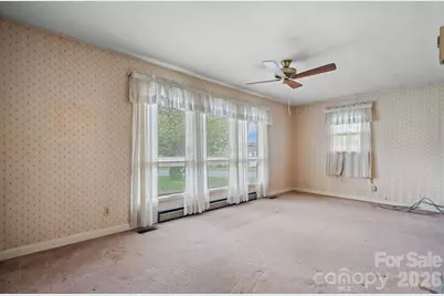 200 Hayes Avenue, Hudson, NC 28638 - Photo 12