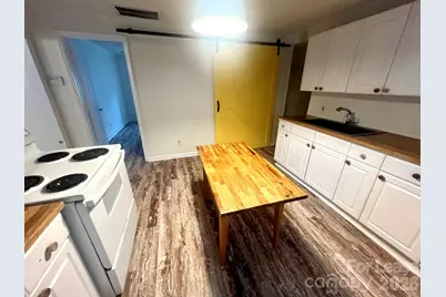 320 Skyland Avenue, Charlotte, NC 28205 - Photo 10