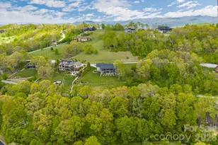 332 Summerset Dr, Hendersonville, NC 28792 - Photo 44