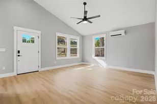 133 Moore St, Hendersonville, NC 28739 - Photo 20