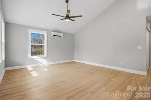 133 Moore St, Hendersonville, NC 28739 - Photo 28