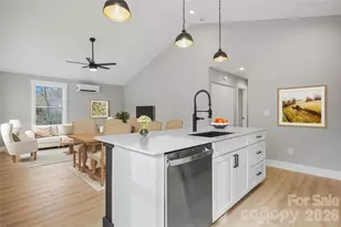 133 Moore St, Hendersonville, NC 28739 - Photo 14