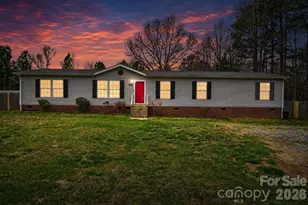 922 Lavender Rd, Grover, NC 28073 - Photo 1