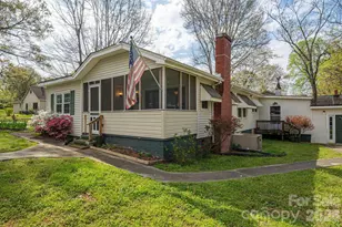 111 E Carlton St, Dallas, NC 28034 - Photo 8