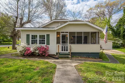 111 E Carlton Street, Dallas, NC 28034 - Photo 4