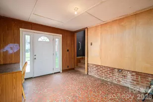 111 E Carlton St, Dallas, NC 28034 - Photo 36