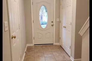 104 Rock Ridge Ln, Mount Holly, NC 28120 - Photo 8
