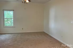 12313 Carolina Crossing Dr, Charlotte, NC 28273 - Photo 10