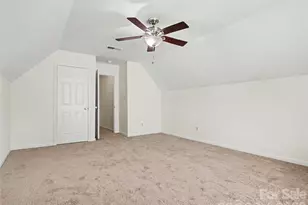 12313 Carolina Crossing Dr, Charlotte, NC 28273 - Photo 18