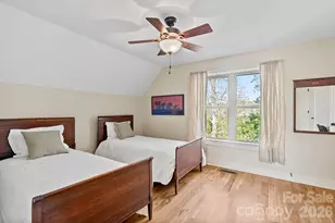 429 Pearson Dr, Asheville, NC 28801 - Photo 18