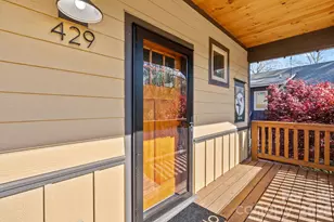 429 Pearson Dr, Asheville, NC 28801 - Photo 2