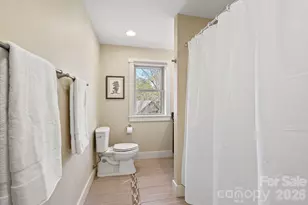 429 Pearson Dr, Asheville, NC 28801 - Photo 16