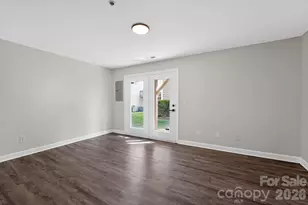 2838 Avalon Loop Rd, Charlotte, NC 28269 - Photo 6