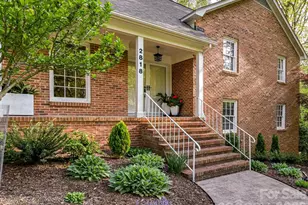 2818 Hinsdale St, Charlotte, NC 28210 - Photo 2