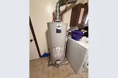 6215 Farm Pond Lane, Charlotte, NC 28212 - Photo 18