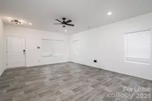 1004 Davis Hls Dr, Dallas, NC 28034 - Photo 4