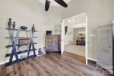 7221 Maitland Lane, Charlotte, NC 28215 - Photo 6