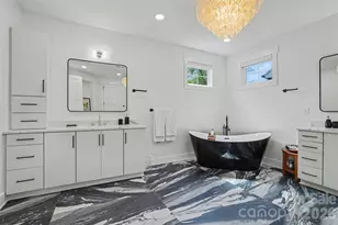 915 Laurel Creek Ln, Charlotte, NC 28211 - Photo 24