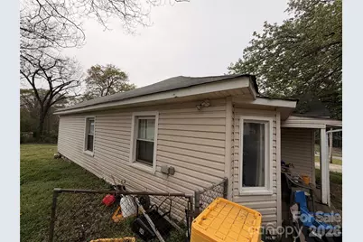 731 E 3rd Avenue, Gastonia, NC 28054 - Photo 2