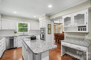 4027 Oakdale Rd, Charlotte, NC 28216 - Photo 12