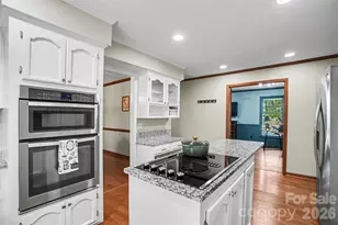 4027 Oakdale Rd, Charlotte, NC 28216 - Photo 10