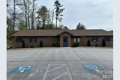 2920 Haywood Road, Hendersonville, NC 28791 - Photo 2