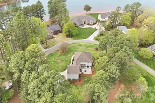 151 Yellow Jacket Cir, Mooresville, NC 28117 - Photo 6