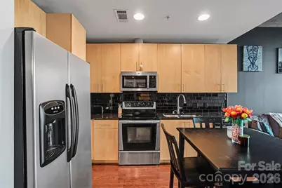 210 N Church Street #1411, Charlotte, NC 28202 - Photo 12