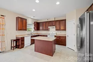 2 Breyerton Ct, Asheville, NC 28804 - Photo 12