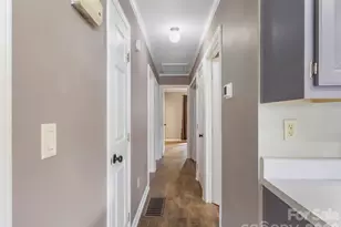 174 Wellington St, Asheville, NC 28806 - Photo 12