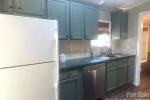 26024 Hobert Rd, Albemarle, NC 28001 - Photo 16