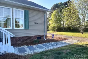 26024 Hobert Rd, Albemarle, NC 28001 - Photo 8