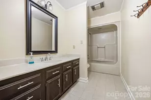 8 Covewood Rd, Asheville, NC 28805 - Photo 18