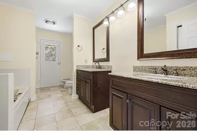 8 Covewood Road, Asheville, NC 28805 - Photo 22