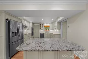 207 Williamsburg Ln, Wadesboro, NC 28170 - Photo 16