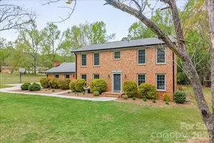 207 Williamsburg Ln, Wadesboro, NC 28170 - Photo 4