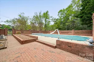 207 Williamsburg Ln, Wadesboro, NC 28170 - Photo 34